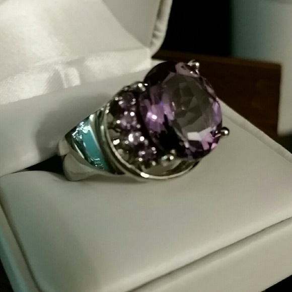 NWOT Solid 925 Sterling & Amethyst Ring Size 9.5 - Picture 3 of 8